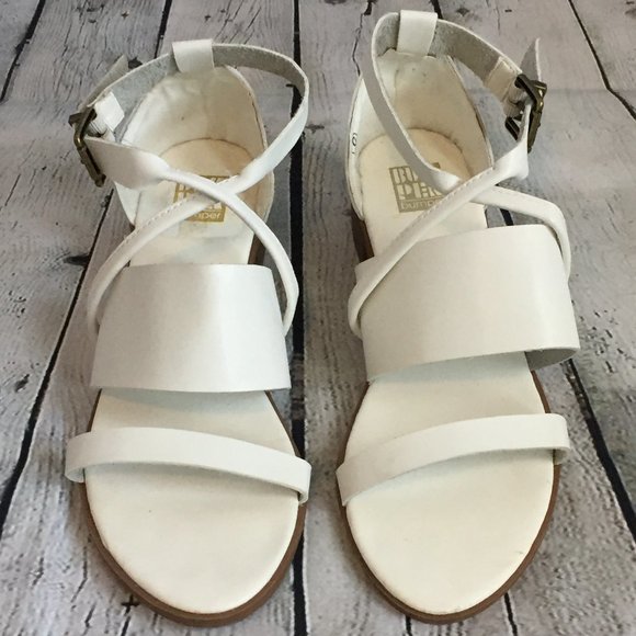 womens white sandals size 9